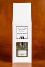 Load image into Gallery viewer, Cranberry & Cinnamon reed diffuser