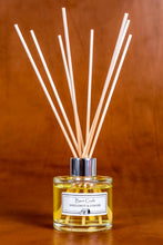 Load image into Gallery viewer, Bergamot & Ginger reed diffuser