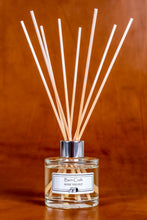 Load image into Gallery viewer, Rose Velvet reed diffuser
