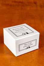 Load image into Gallery viewer, White Lavender scented soy wax candle
